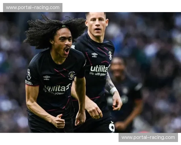 卢顿镇老将关键时刻挺身而出 其经验是保级珍贵财富 卢顿镇老将关键时刻挺身而出 其经验是保级珍贵财富